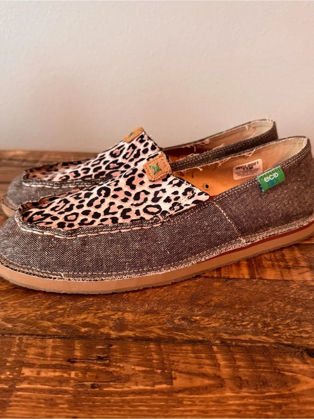 Twisted X EcoTEX Gray Canvas Slip-On Shoes with Leopard Accent and Red Insole
